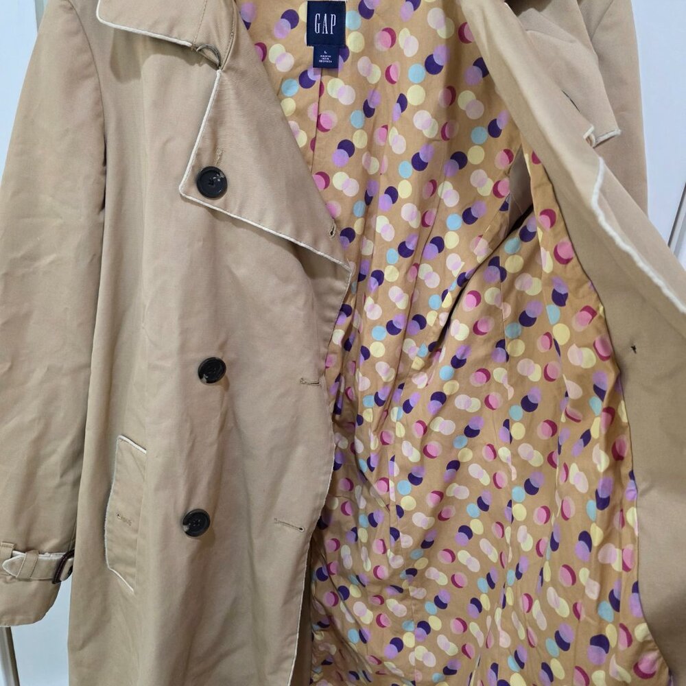 GAP Tan Trench Coat – Women’s Size L Classic Double Breasted Belted Jacket - Picture 9 of 12